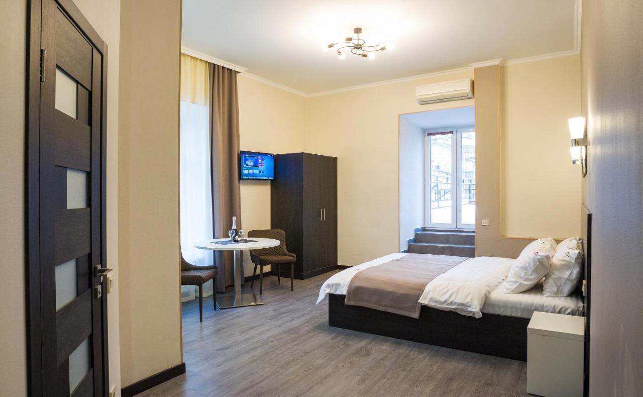 911 Apartments Khreshchatyk Kiev Eksteriør bilde